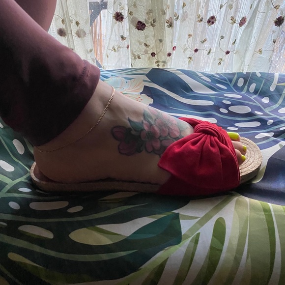 Valentino red espadrilles slides size 8-9 - Picture 4 of 4